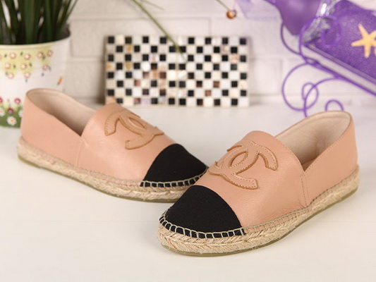 CHANEL Loafers Women--082